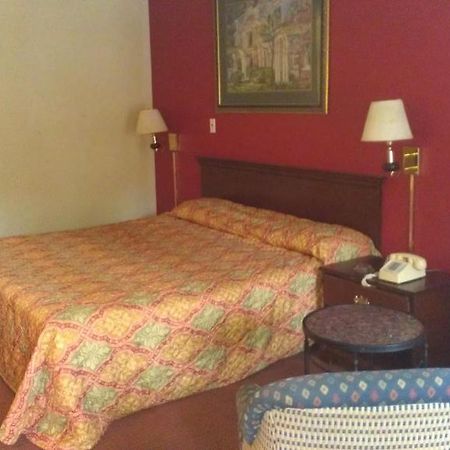 Atlanta Airport Hotel Forest Park Bagian luar foto